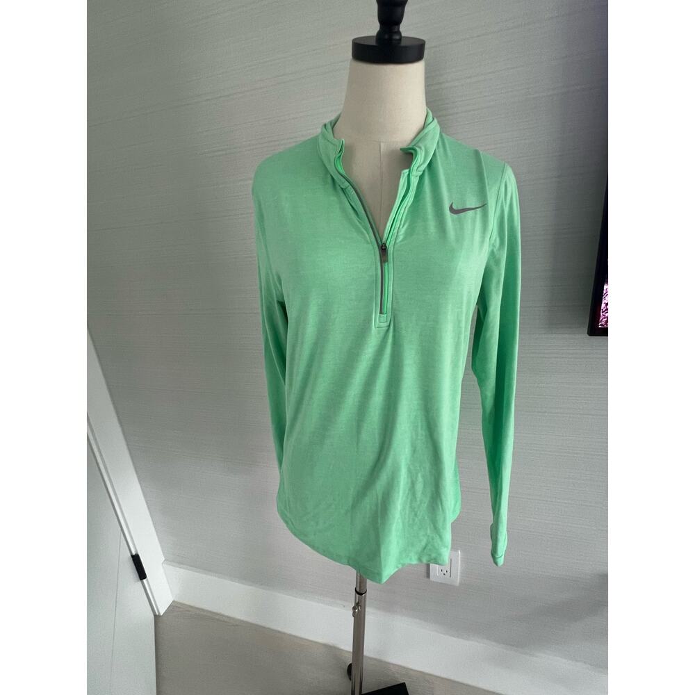 Nike Women’s Element 1/2 Zip L.S Running Shirt - Mint Green. Size Large